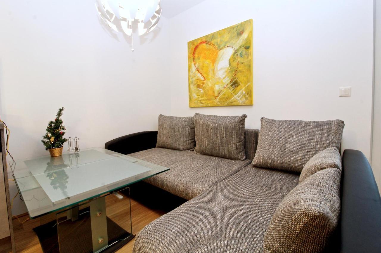Balcony/Pool/Free Parking Garage Studio Vienna Esterno foto