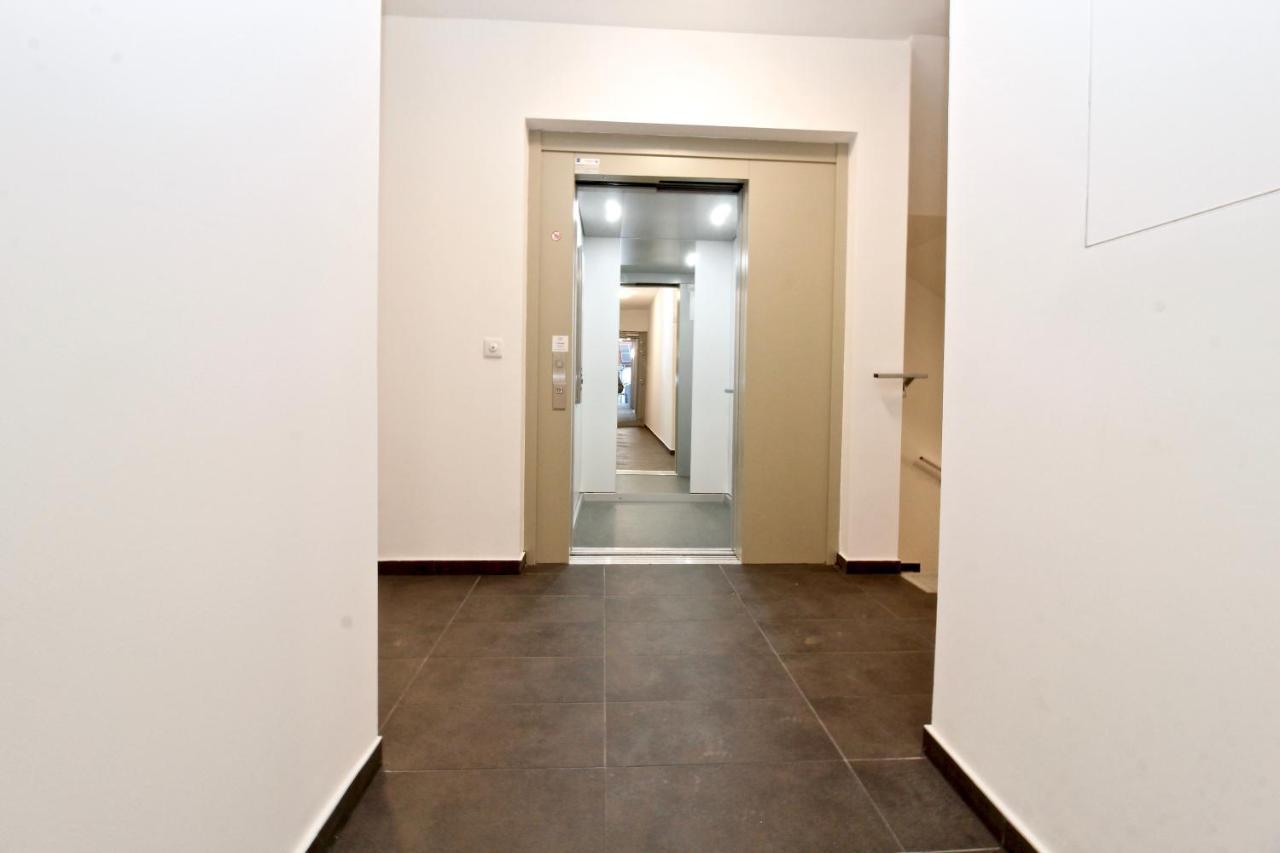 Balcony/Pool/Free Parking Garage Studio Vienna Esterno foto